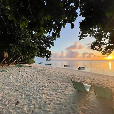 La Digue Luxury Beach & Spa Exterior photo