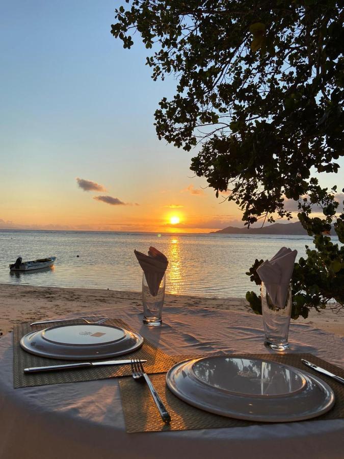 La Digue Luxury Beach & Spa Exterior photo